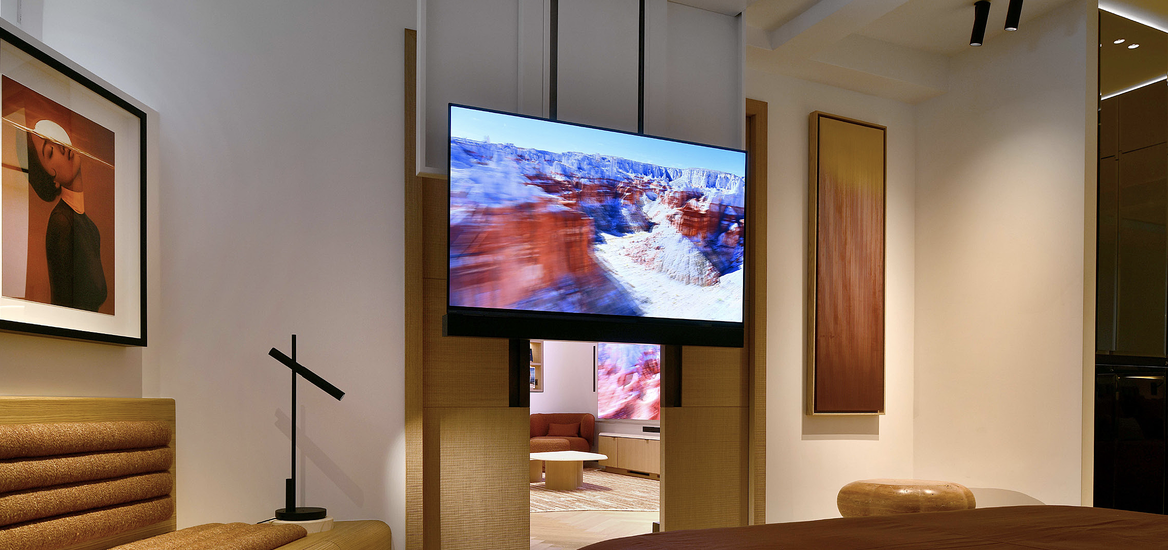 Crestron header 02